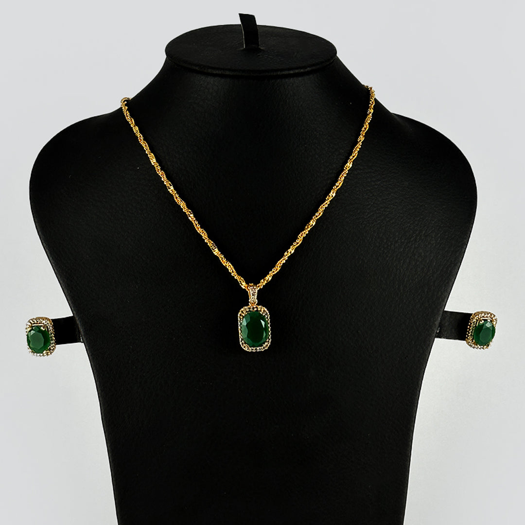 Another closeup showing intricate details of Al Musk Jewellery's (Shimmer elegance).