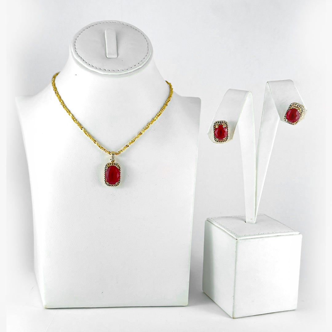 (Shimmer elegance) shown in close up from Al Musk Jewellery collection.