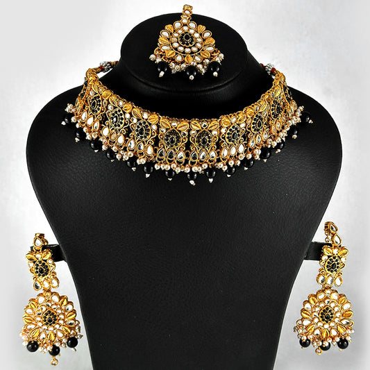 Image of (Majestic Black) from an exquisite collection by Al Musk Jewellery.