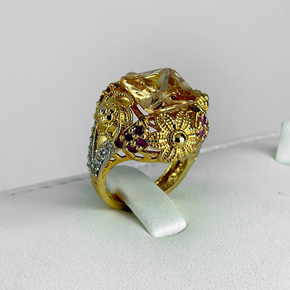 (Royal Resonance) shown in close up from Al Musk Jewellery collection.