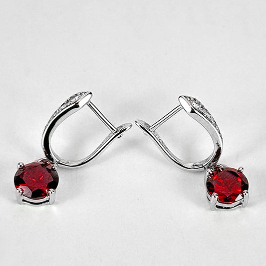 Image of (Red vine droplets) from an exquisite collection by Al Musk Jewellery.
