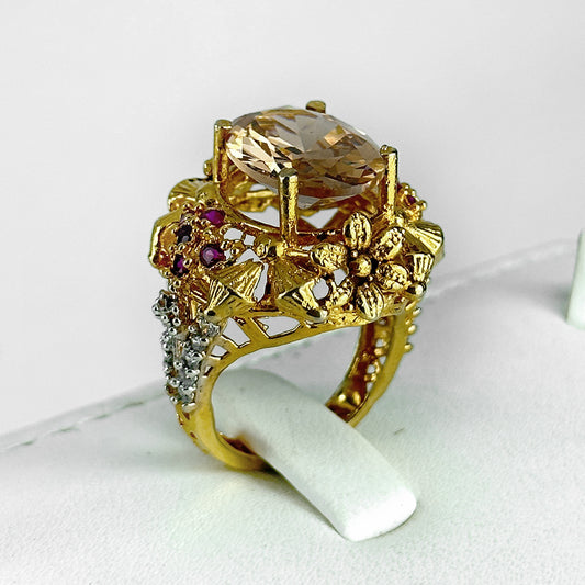 Image of (Vintage Radiance) from an exquisite collection by Al Musk Jewellery.