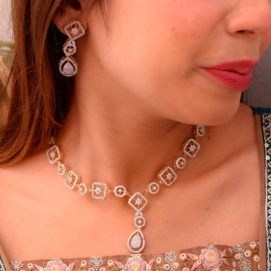 Image of (Lustrous Harmony) from an exquisite collection by Al Musk Jewellery.