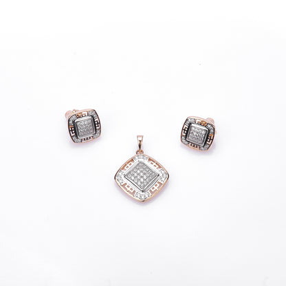 Another closeup showing intricate details of Al Musk Jewellery's (Dazzling Facets).