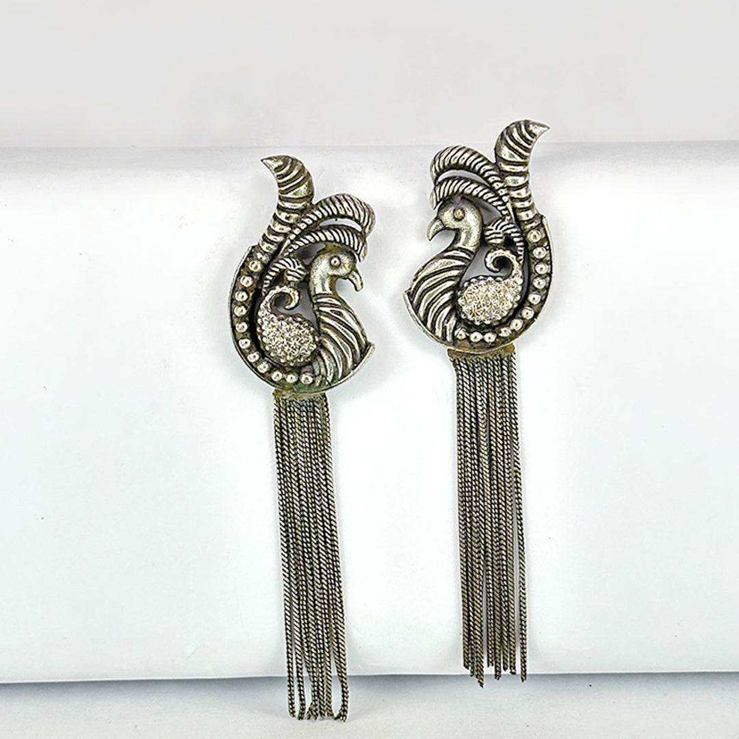 Another closeup showing intricate details of Al Musk Jewellery's (Moorish Ornate Drops).