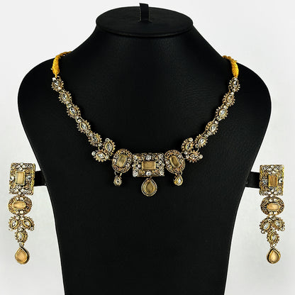 Image of (Opulent Vows) from an exquisite collection by Al Musk Jewellery.