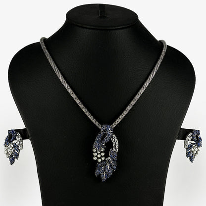Image of (Aureate Floral Splendor) from an exquisite collection by Al Musk Jewellery.