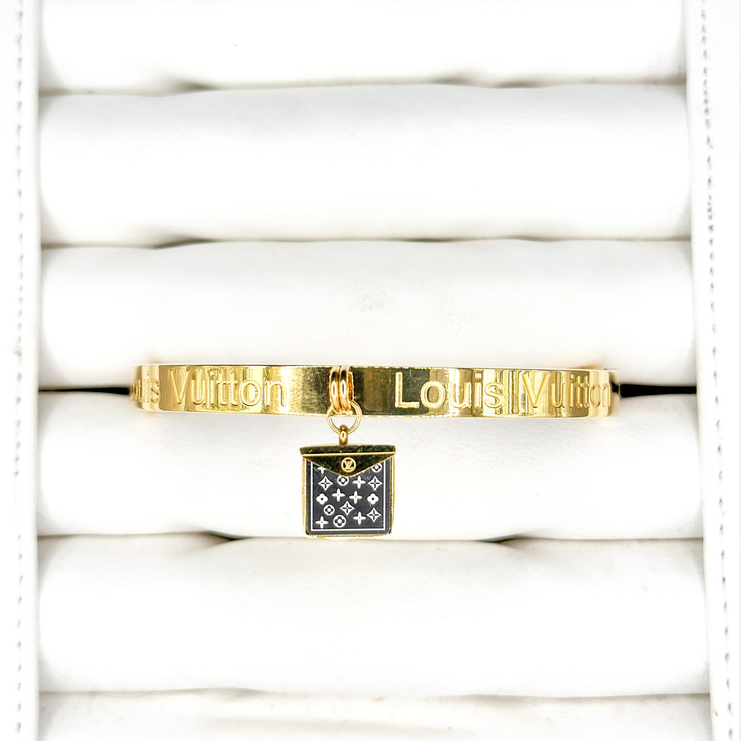 Another closeup showing intricate details of Al Musk Jewellery's (Lvs Vtn Stainless Premier Steel Bracelet).
