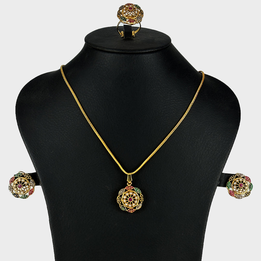Another closeup showing intricate details of Al Musk Jewellery's (Moonlit Mingle).