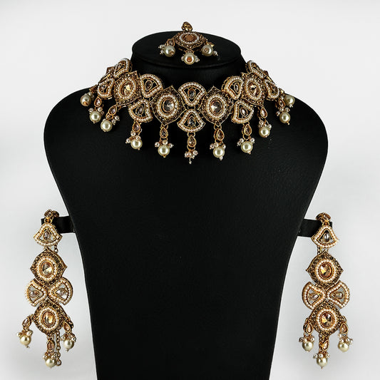 Image of (Ceremonial Bliss) from an exquisite collection by Al Musk Jewellery.