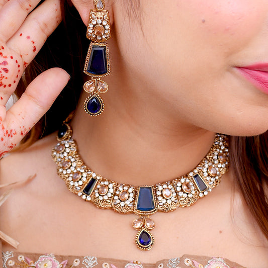 Image of (Royal Splendor) from an exquisite collection by Al Musk Jewellery.