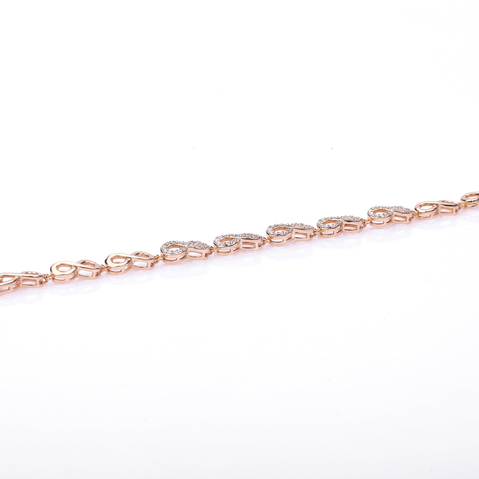 Image of (Divine Bracelet) from an exquisite collection by Al Musk Jewellery.