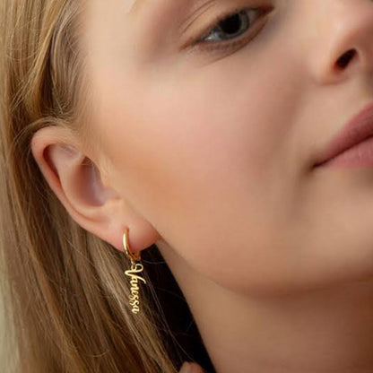 Another closeup showing intricate details of Al Musk Jewellery's (Customize Earrings P1).