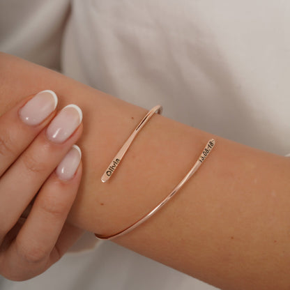 Image of (Sleek Cuff) from an exquisite collection by Al Musk Jewellery.